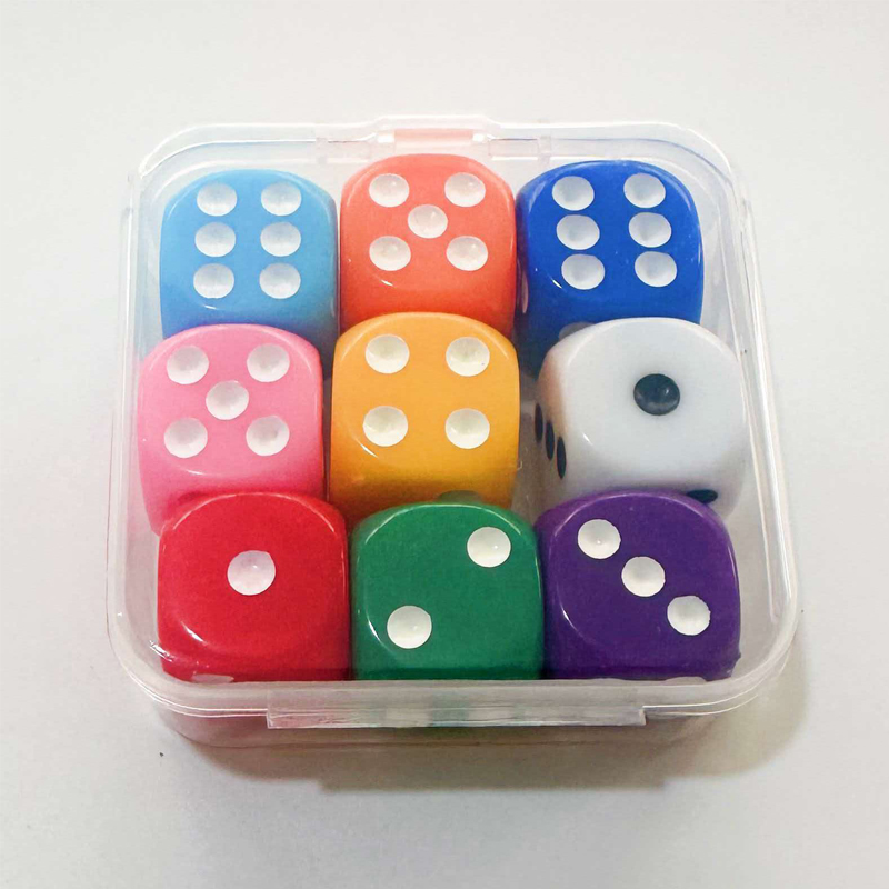 Jeu de dés classique de 9 pièc - Board Game Box avis et prix